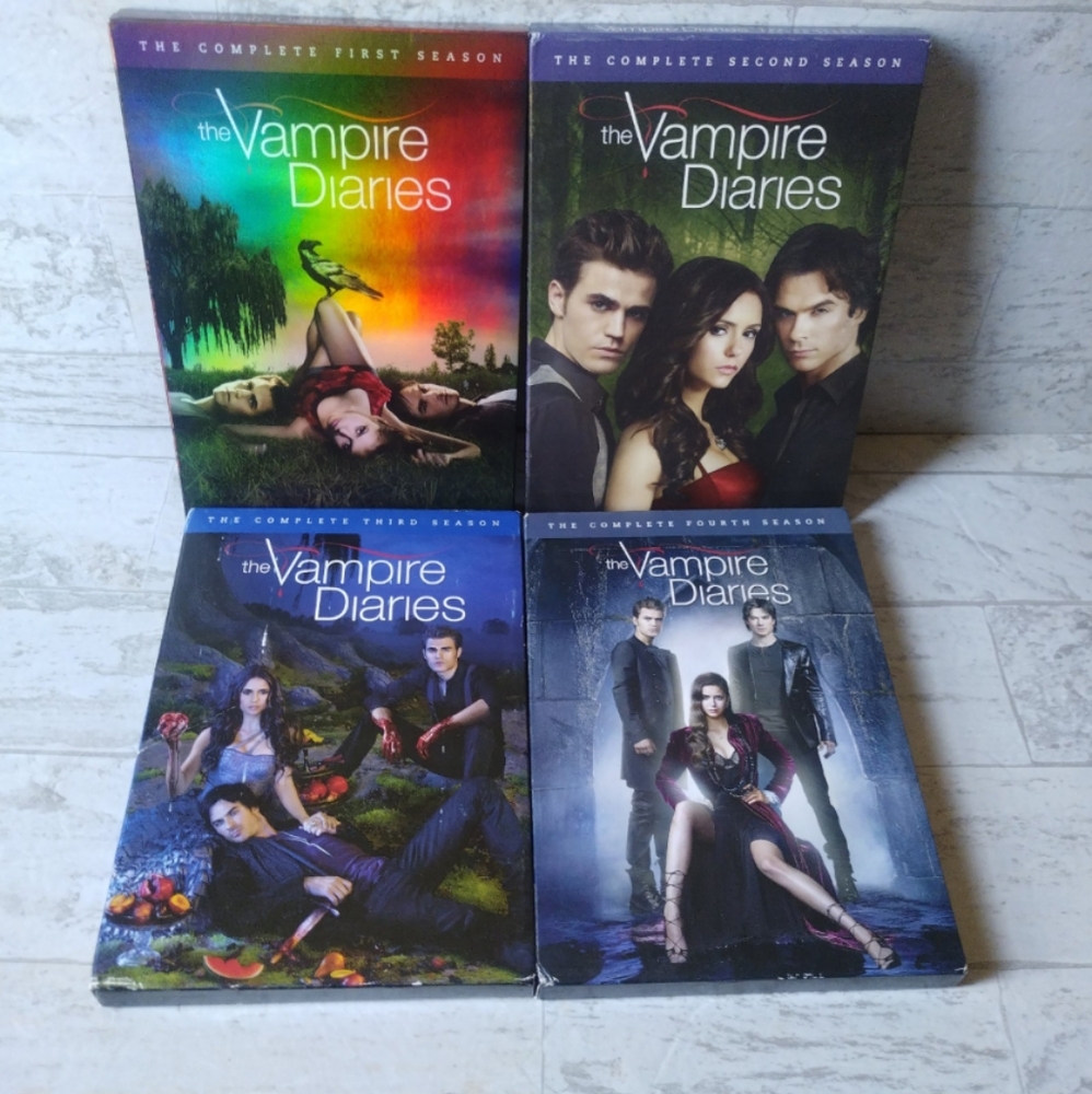 The Vampire Diaries Complete Seasons 1-4 DVD Set
